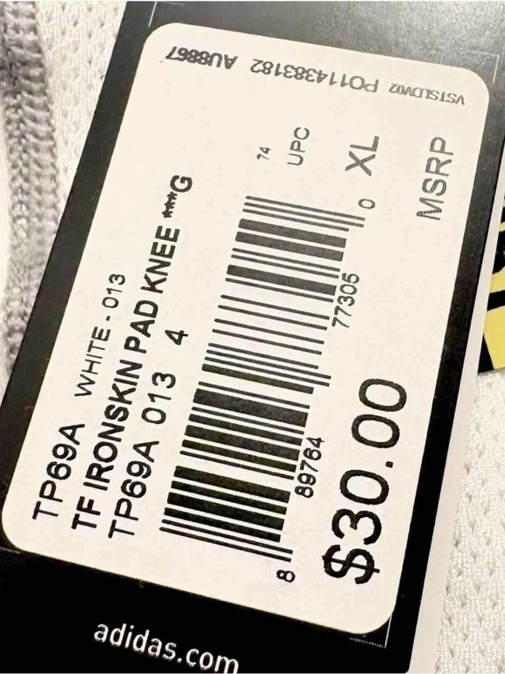 adidas TF IRONSKIN PAD KNEE in white Size XL it's only one.
